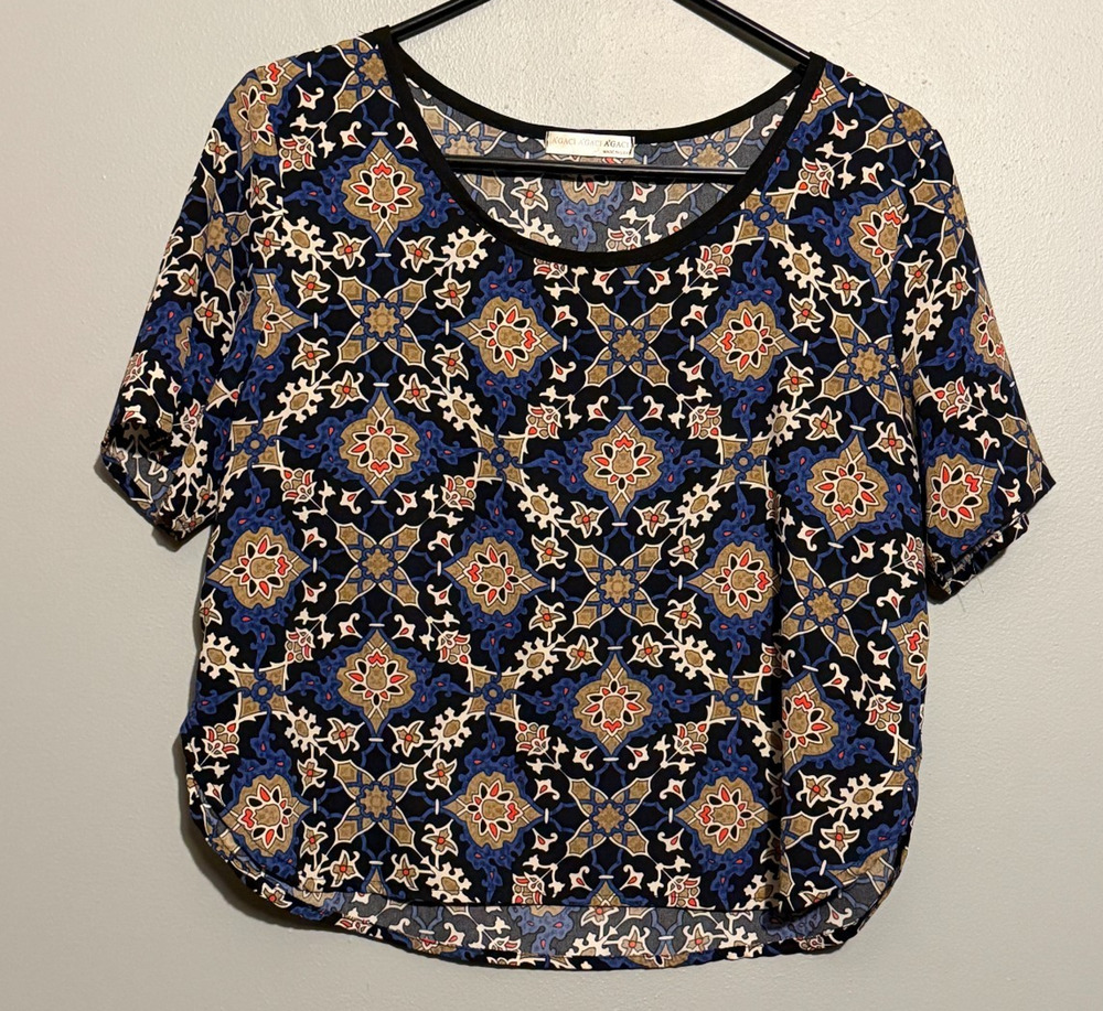 A’GACI Made USA Women Boho Tile Print Blouse Blue Black Short Sleeve